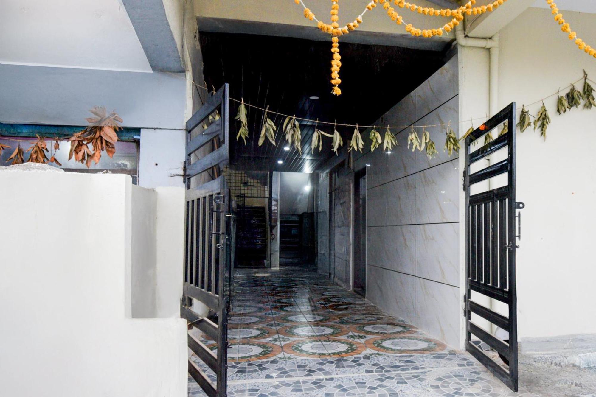 Super Collection O Srisailam Highway Hotel Shamshabad Exterior photo